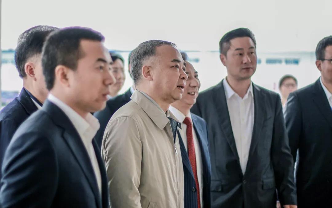 成都市重大产业项目集中开工 明博官方网站_明博MINGBO(中国)
国际科技文创项目亮相开工仪式