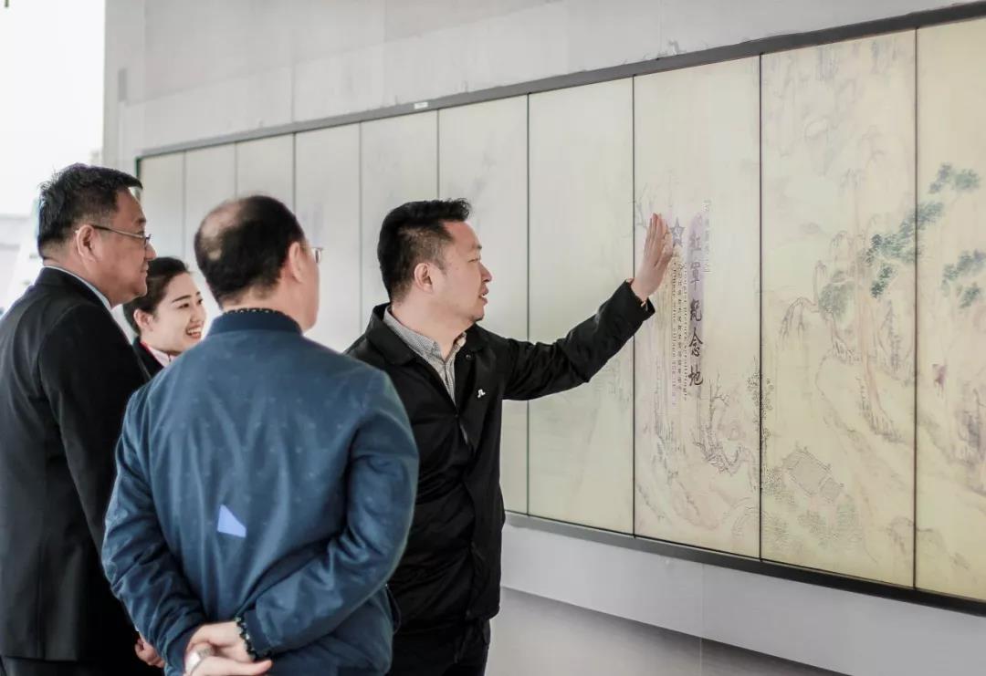 成都市重大产业项目集中开工 明博官方网站_明博MINGBO(中国)
国际科技文创项目亮相开工仪式