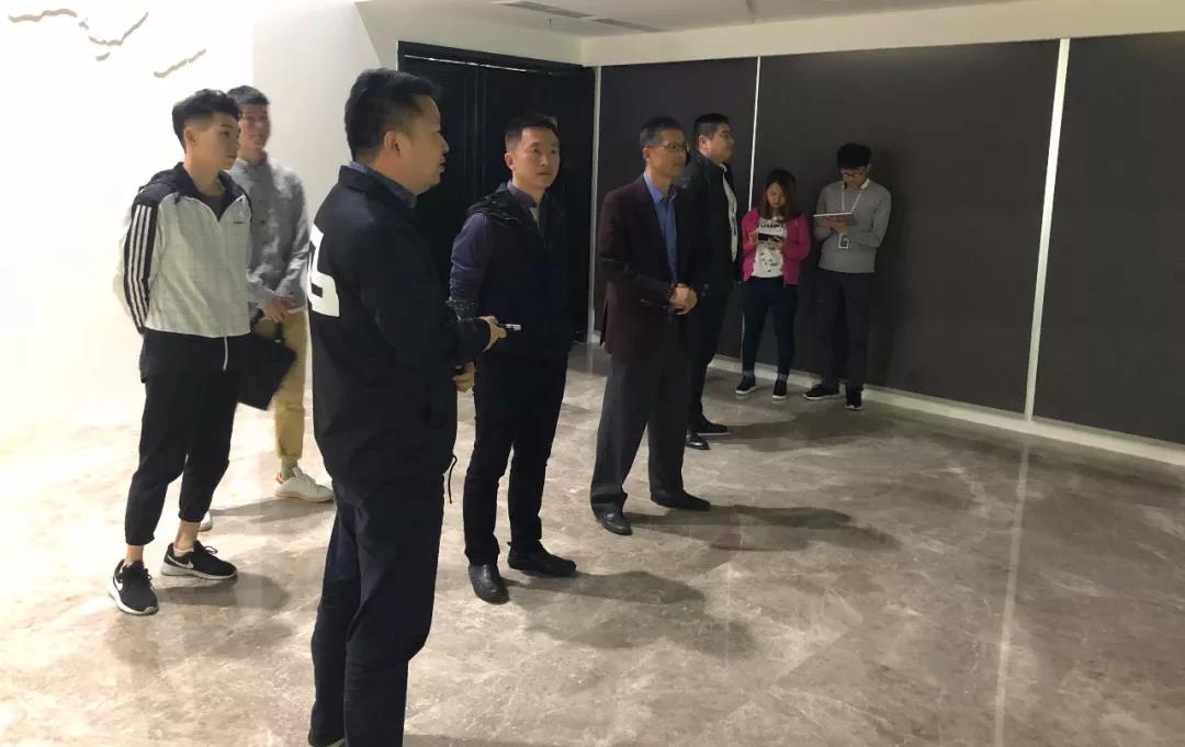 锐丰科技董事总经理薛凯一行来明博官方网站_明博MINGBO(中国)
考察交流