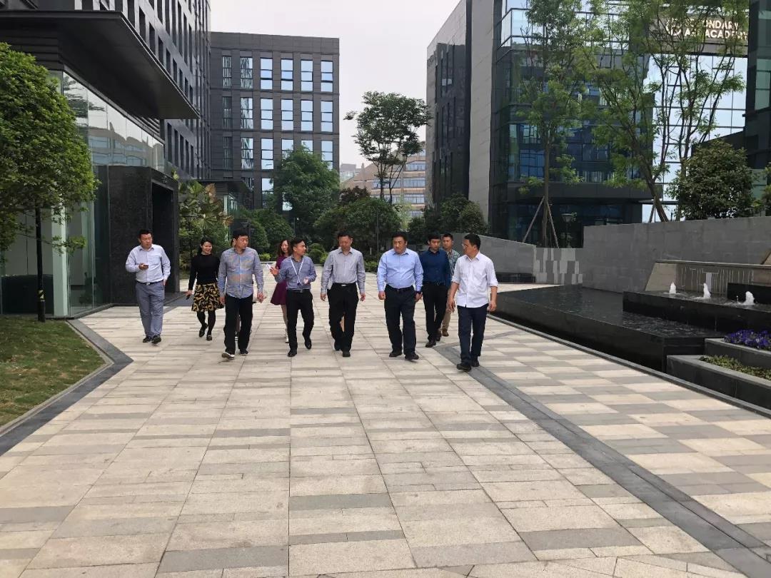 郑州市金水区副区长赵高翔率考察团莅临明博官方网站_明博MINGBO(中国)
考察调研