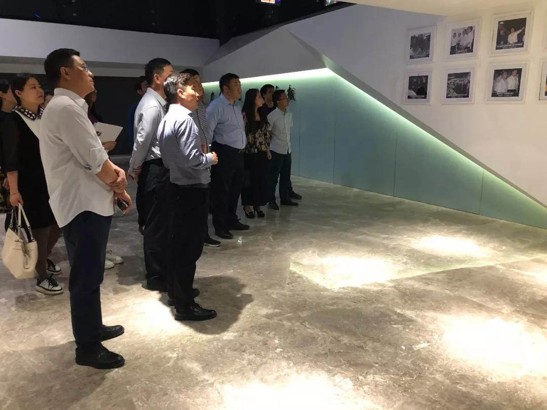 郑州市金水区副区长赵高翔率考察团莅临明博官方网站_明博MINGBO(中国)
考察调研