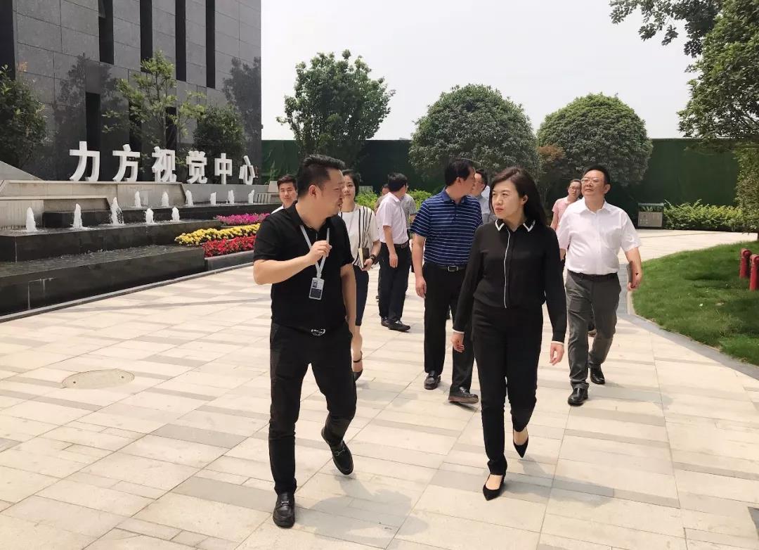 成都市委常委、宣传部部长田蓉等领导一行考察明博官方网站_明博MINGBO(中国)
集团