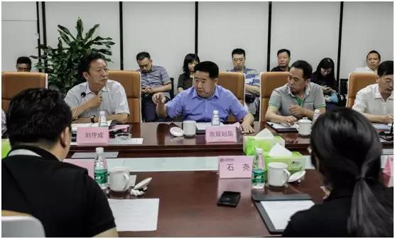 成都市委常委刘守成率团考察明博官方网站_明博MINGBO(中国)
并指导工作