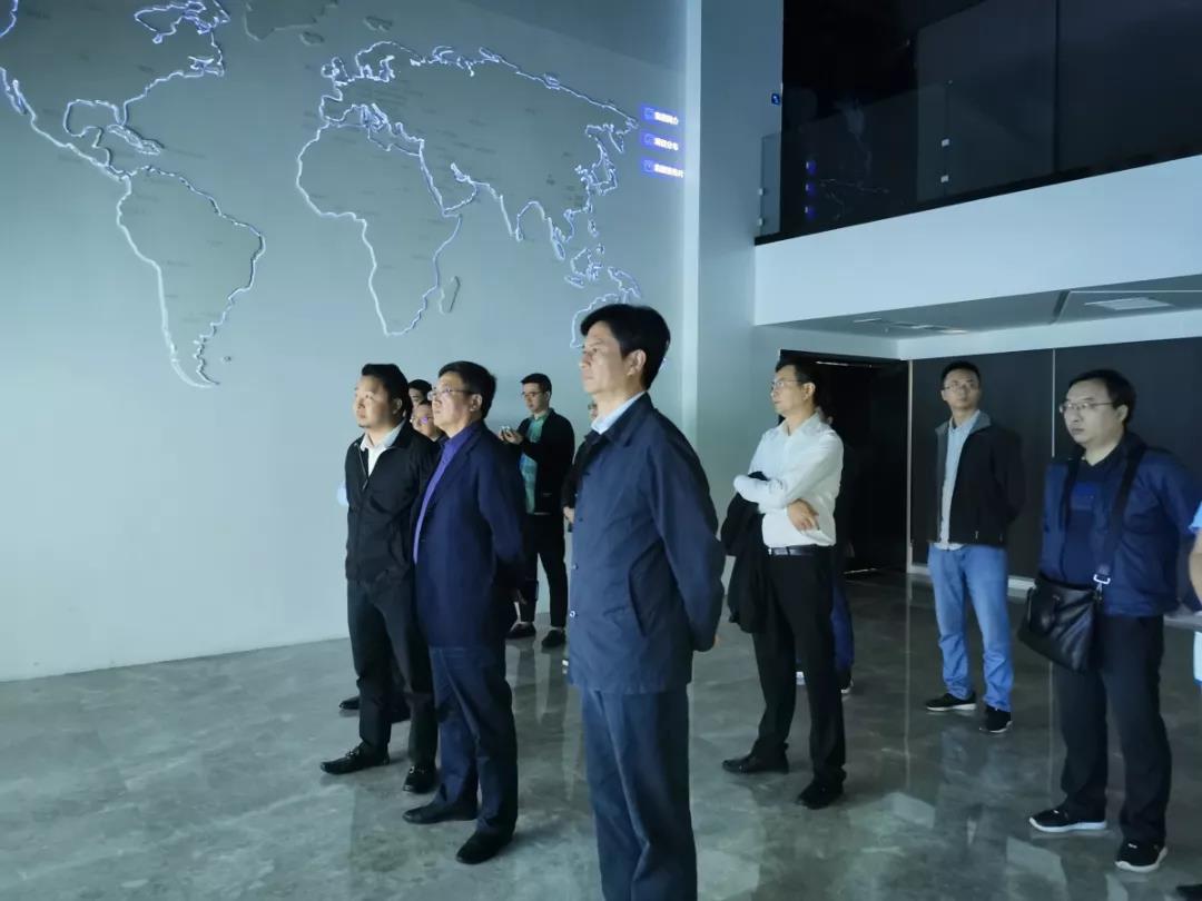 成都产业投资集团、阆中市委宣传部相继莅临明博官方网站_明博MINGBO(中国)
集团考察调研