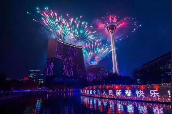 明博官方网站_明博MINGBO(中国)
作·撰未来 | 还记得去年火爆朋友圈的成都339灯光秀嘛？？