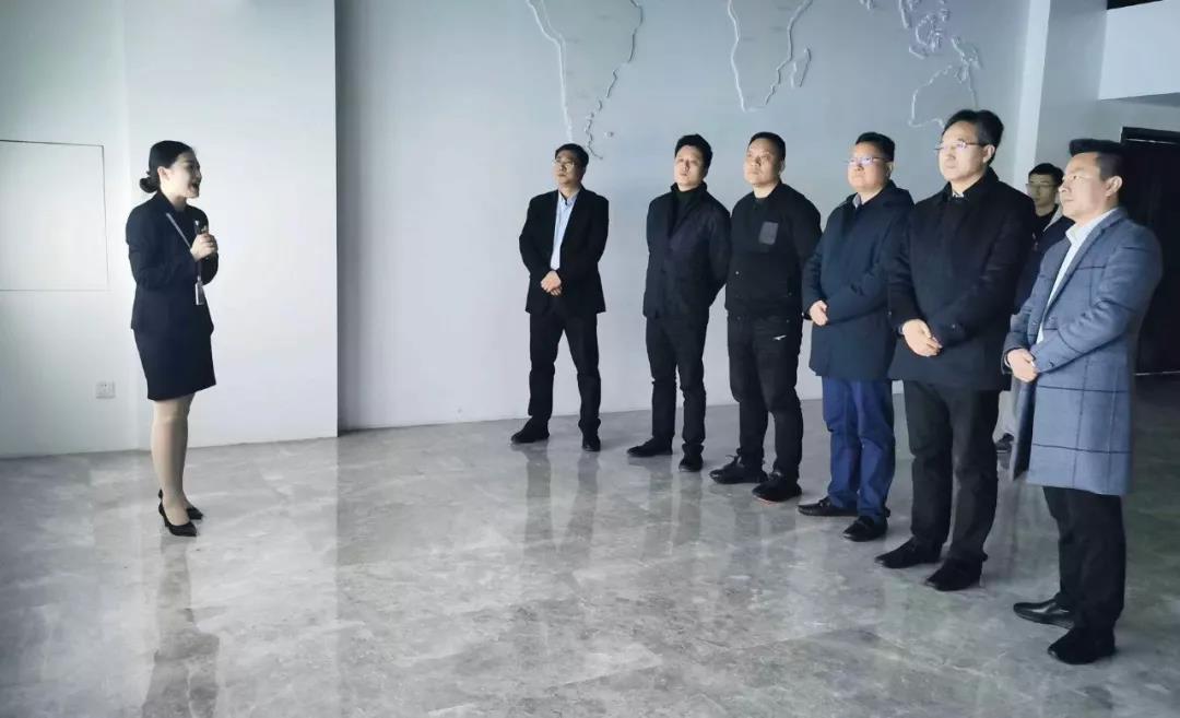 陕西省委宣传部副部长李彬一行莅临明博官方网站_明博MINGBO(中国)
集团参观考察